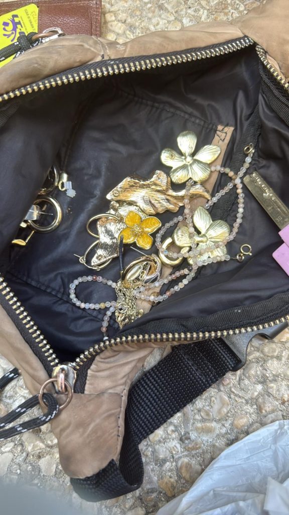 תמונה מהפעילות והרכוש שנתפס. צילום: דוברות המשטרה