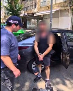 ממעצר החשוד. צילום: דוברות המשטרה